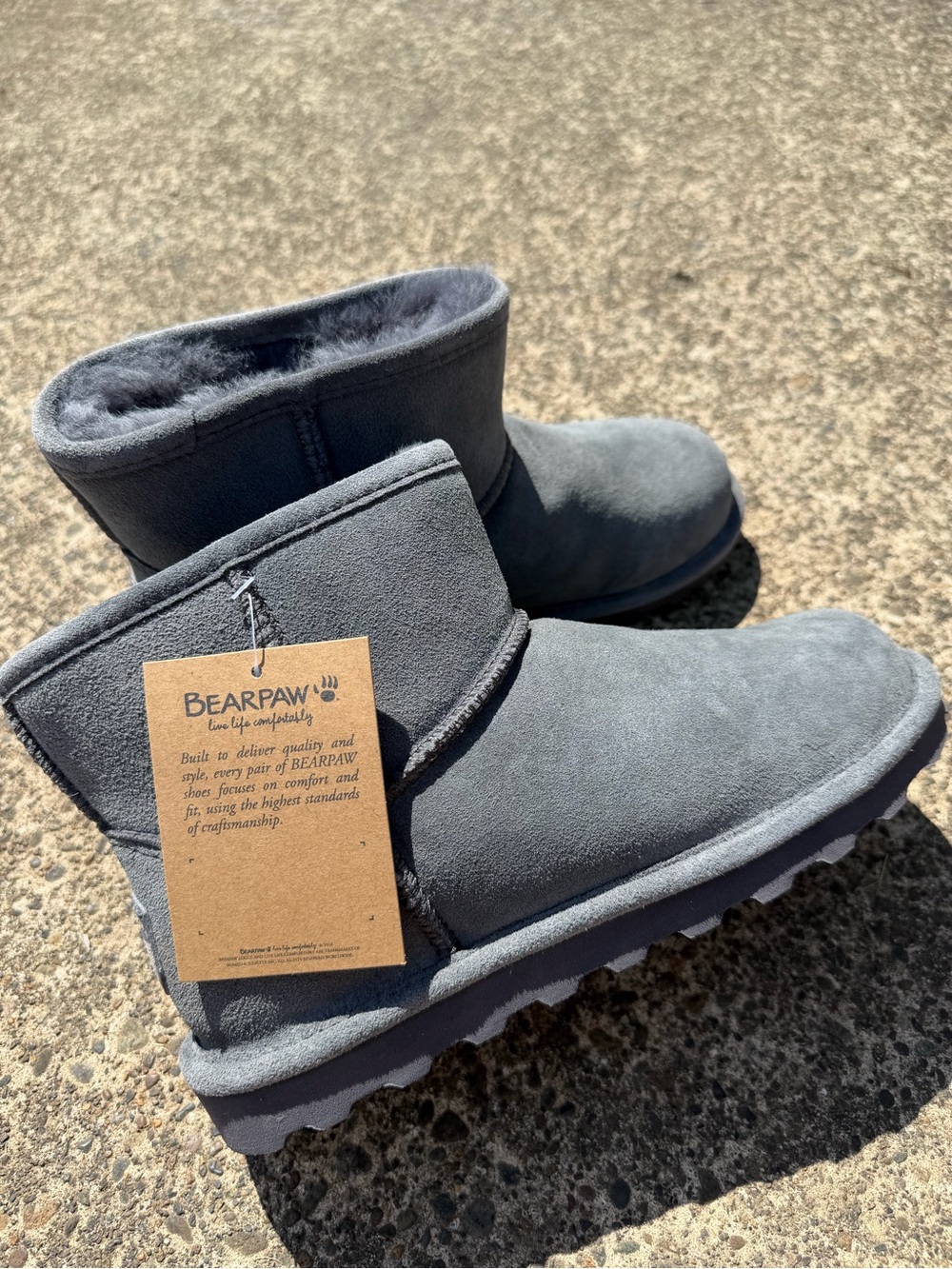 Bearpaw NEW Short Boots